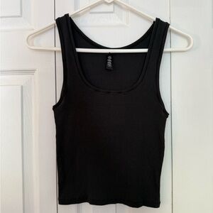 Skims Cotton Rib Tank in Black